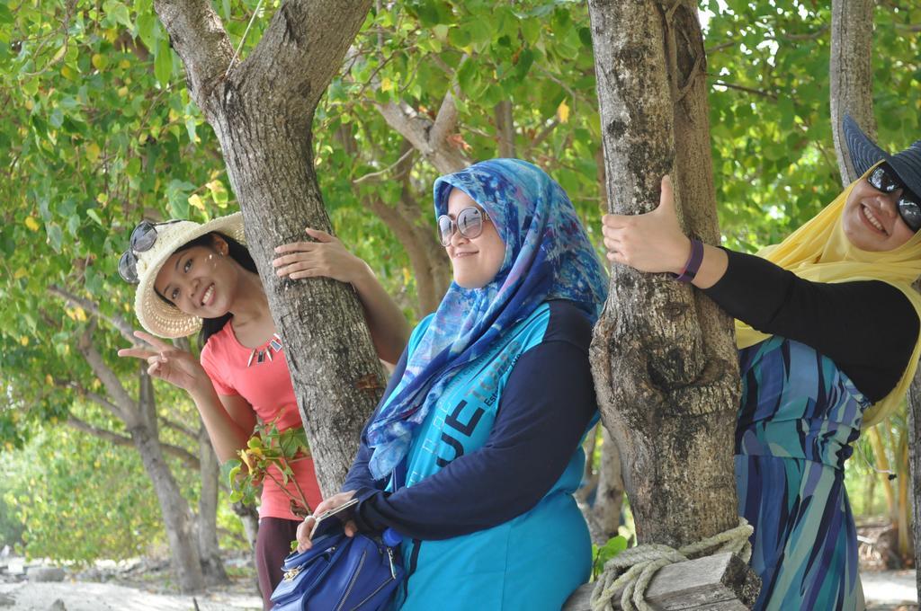 Lily Rest Maldives Ξενοδοχείο Maafushi Εξωτερικό φωτογραφία