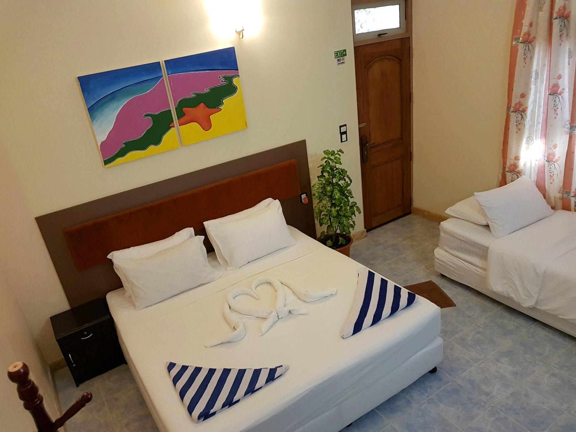 Lily Rest Maldives Ξενοδοχείο Maafushi Εξωτερικό φωτογραφία